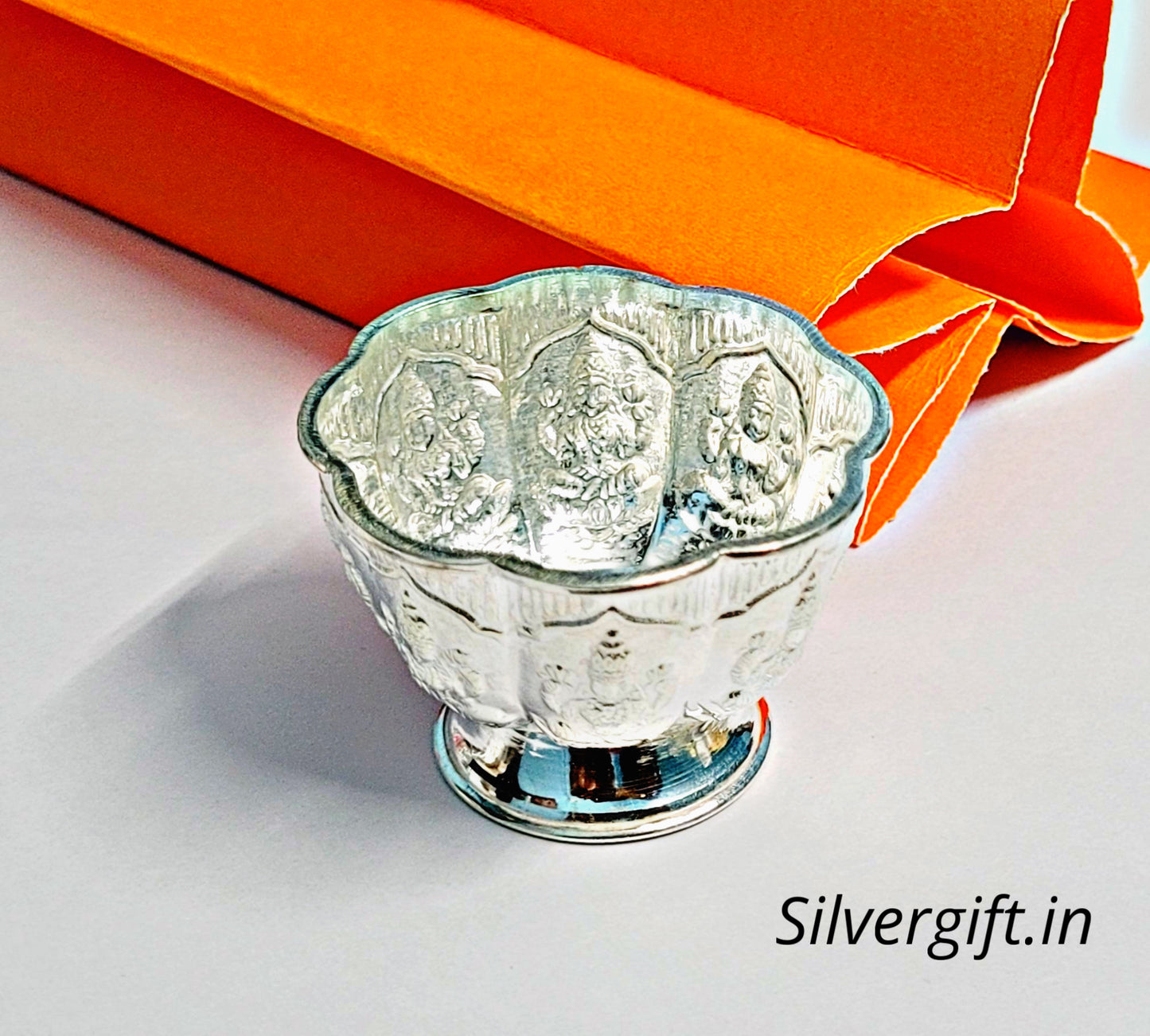 Silver Astalakshmi Kinnam – 92.5 Silver Pooja Bowl for Puja | Lakshmi Embossed Traditional Gift. Silvergift.in