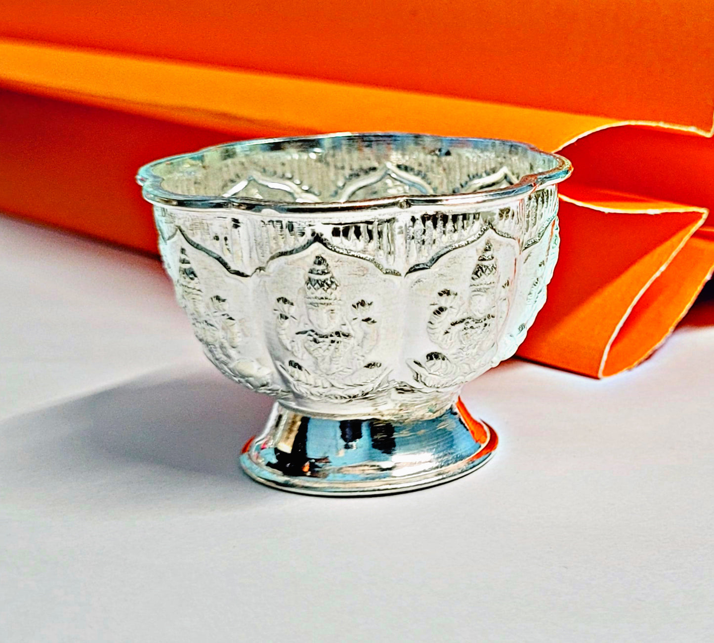 Silver Astalakshmi Kinnam – 92.5 Silver Pooja Bowl for Puja | Lakshmi Embossed Traditional Gift. Silvergift.in