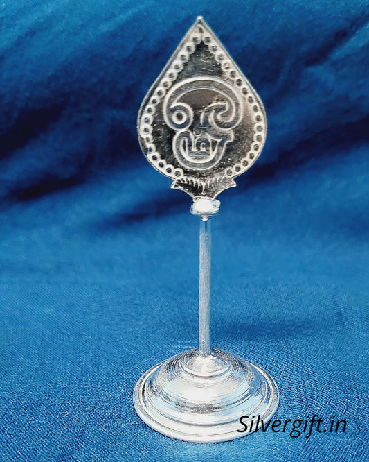 Silver Murugar Vel – 92.5 Hallmark Sacred Pooja Item for Home & Temple | 11 gms Silvergift.in
