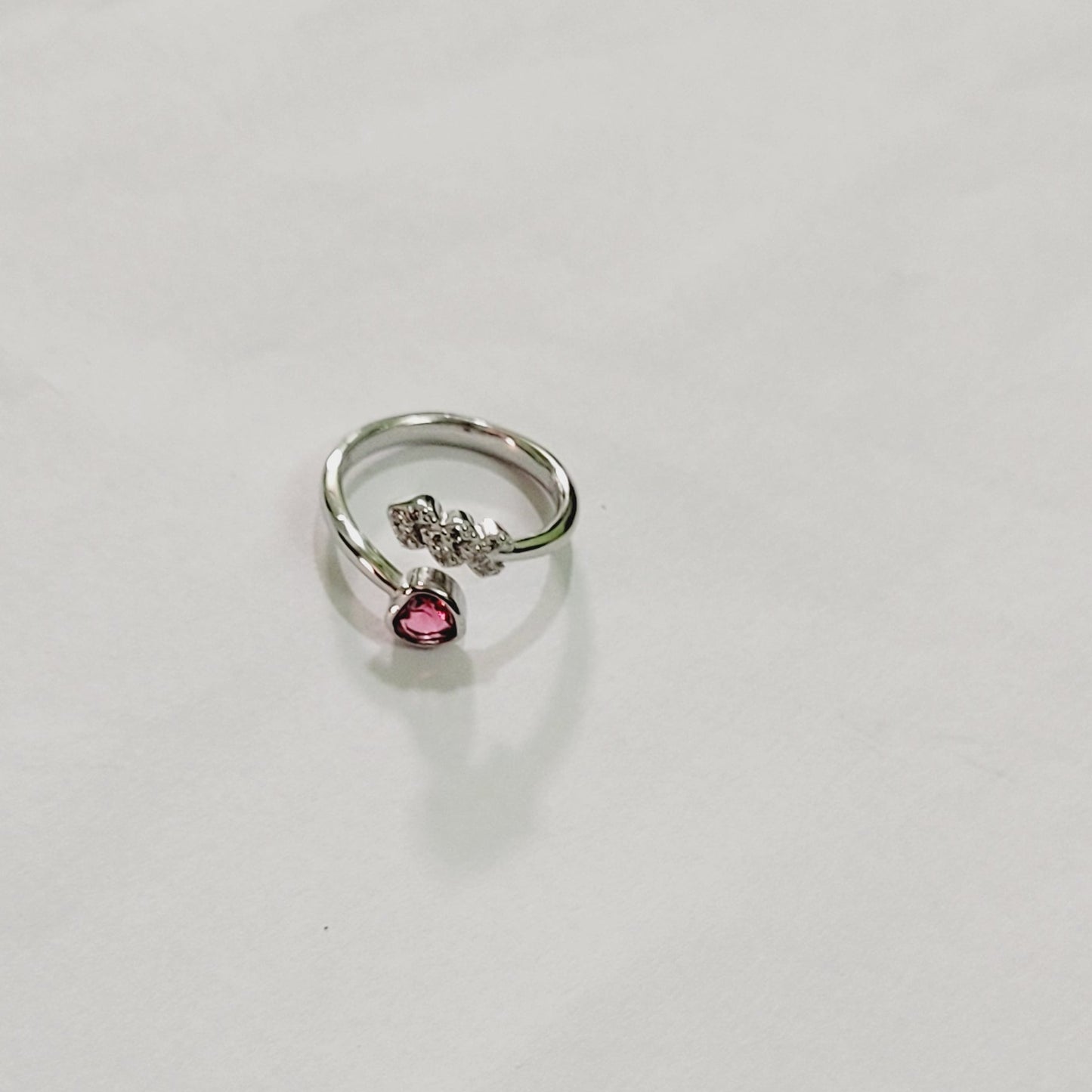 925 Silver Pink Stone Heart Toe Ring – Adjustable Floral Fancy Design. Silvergift.in