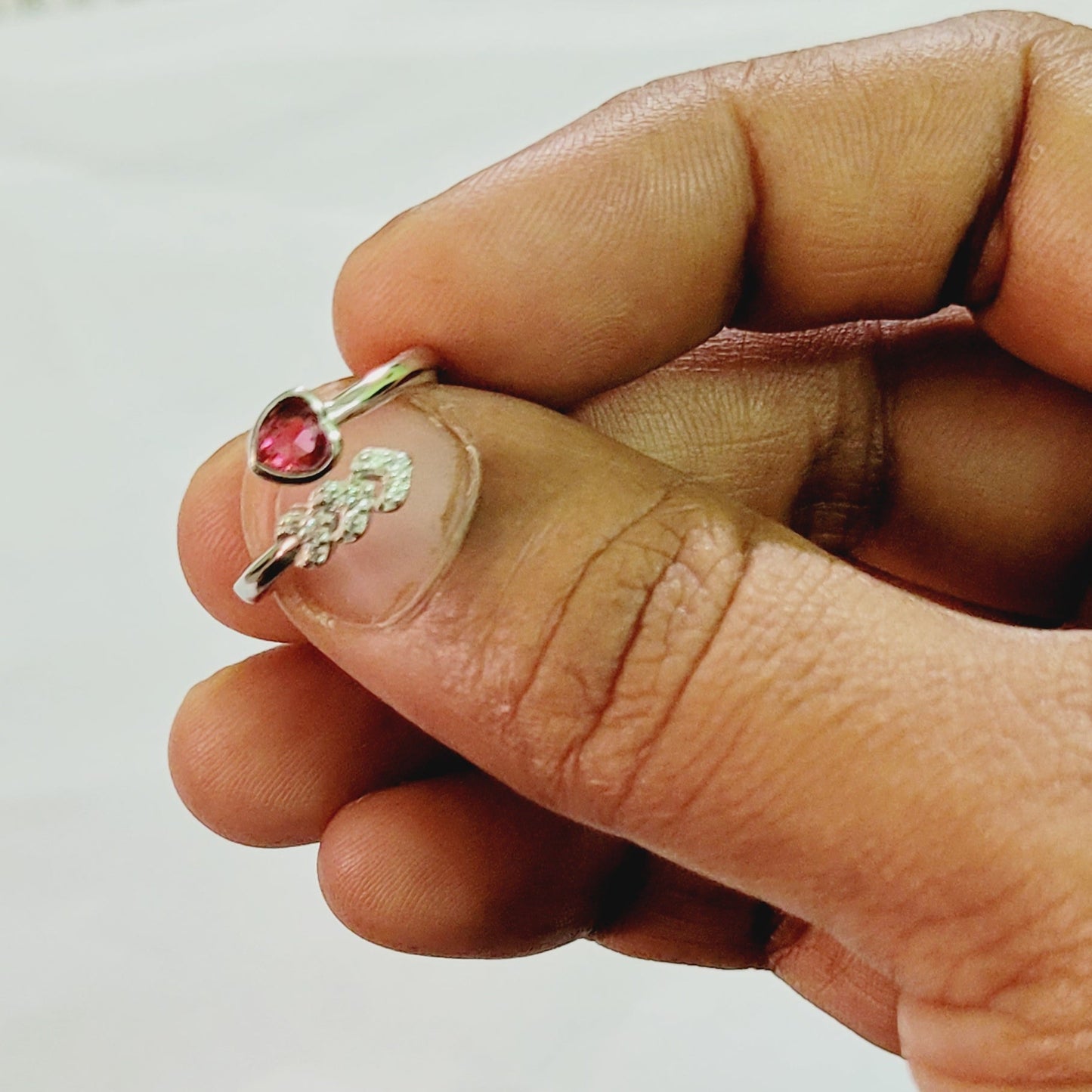 925 Silver Pink Stone Heart Toe Ring – Adjustable Floral Fancy Design. Silvergift.in