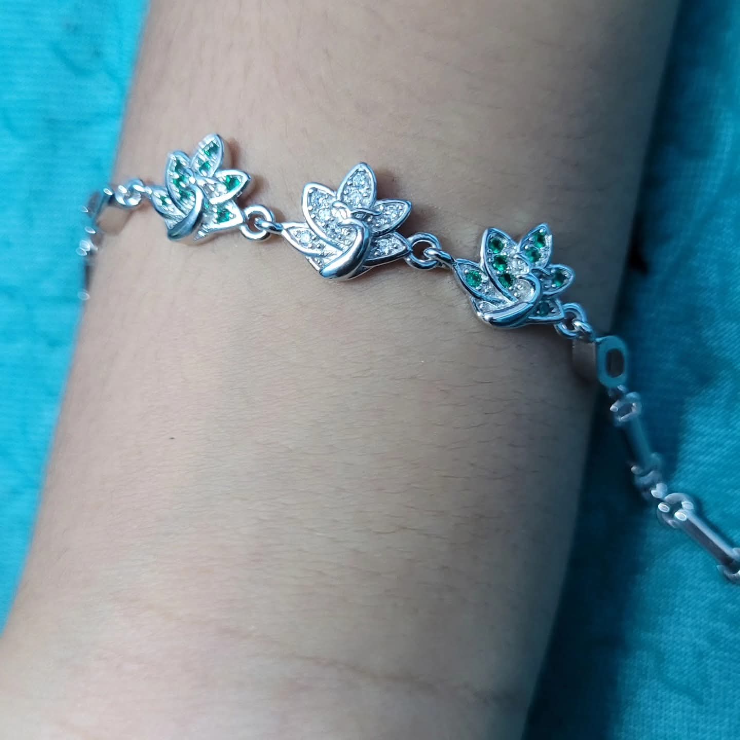 Pure Silver Bracelet for Women – Elegant 925 Sterling Silver Jewelry Silvergift.in