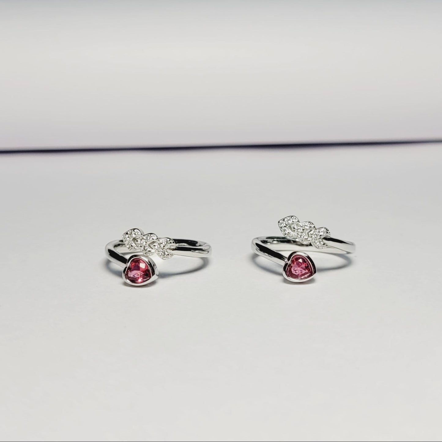 925 Silver Pink Stone Heart Toe Ring – Adjustable Floral Fancy Design. Silvergift.in