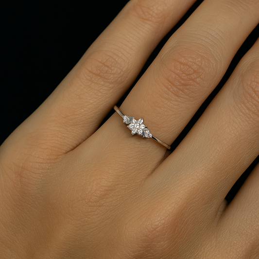 Sparkling Pure Silver Floral Diamond CZ Ring for Women – Elegant Designer Band for Engagement & Gifting Silvergift.in