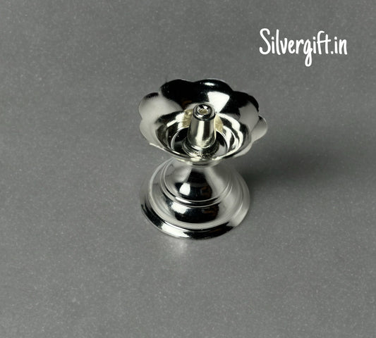 Buy Traditional Silver Vilakku for Pooja Online | Authentic Pooja Lamps