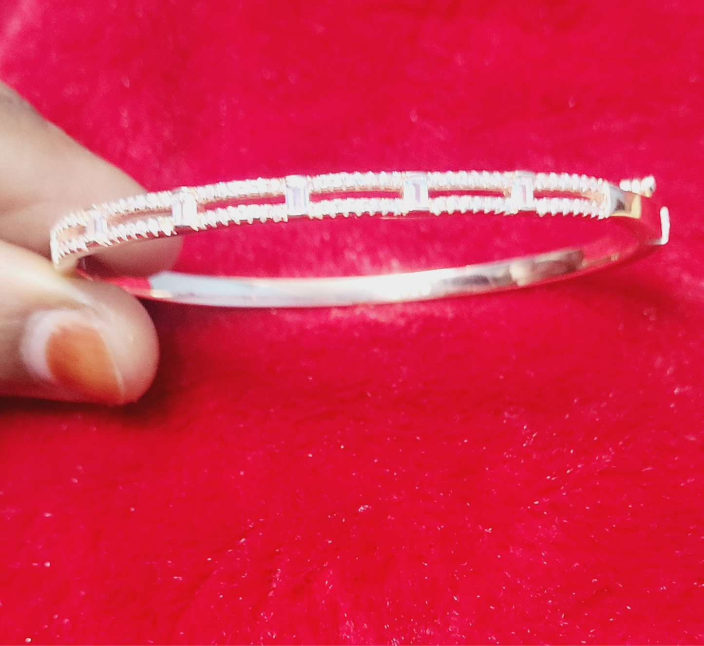 Luxury Pure Silver Rose Gold Bracelet for Women – Elegant Minimalist Designer Jewelry Silvergift.in