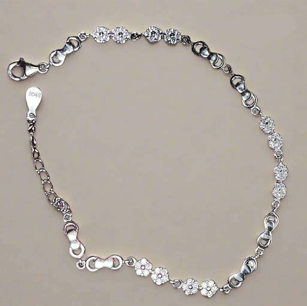 Pure Silver Bracelet for Women – Elegant 925 Sterling Silver Jewelry Silvergift.in