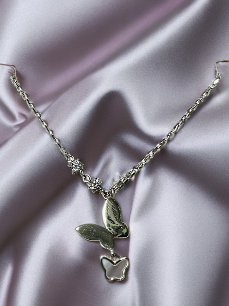 Trendy Butterfly Design Silver Chain Necklace – Perfect Gift for Women Silvergift.in