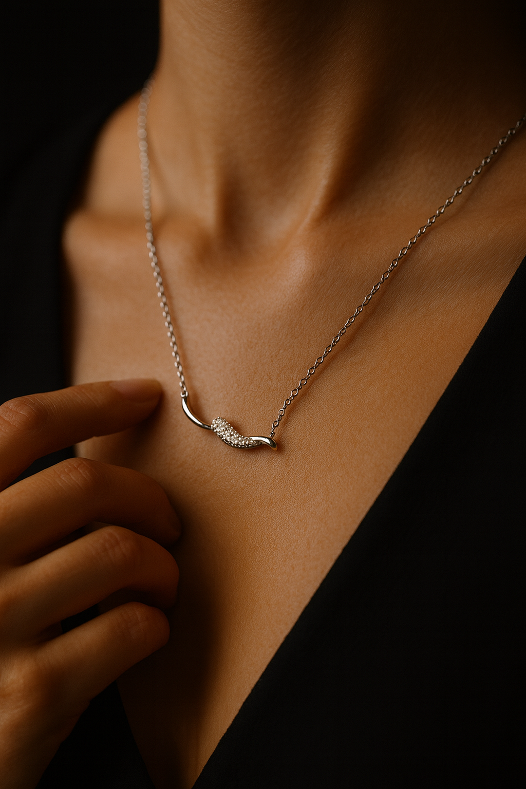 925 Pure Silver Wave Bar Chain Necklace for Women – Designer Minimalist Party Jewelry Silvergift.in