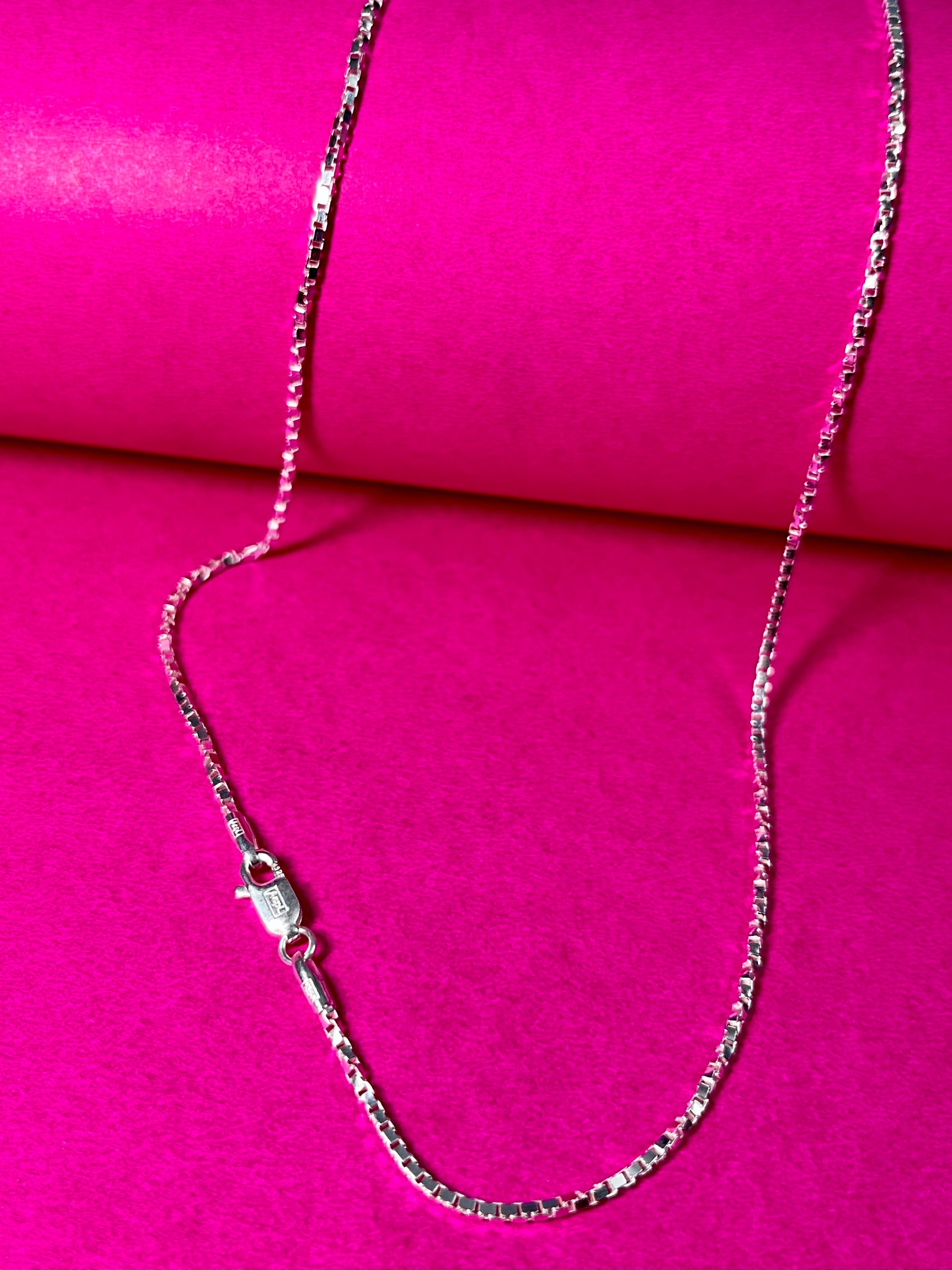 Pure 925 Silver Men’s Box Chain – Stylish Daily Wear chain for Men Silvergift.in