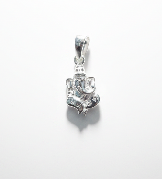 Pure 92.5 Silver Ganesha Pendant – Lord Ganesh Idol Locket for Men & Women | Spiritual Protection Jewelry.