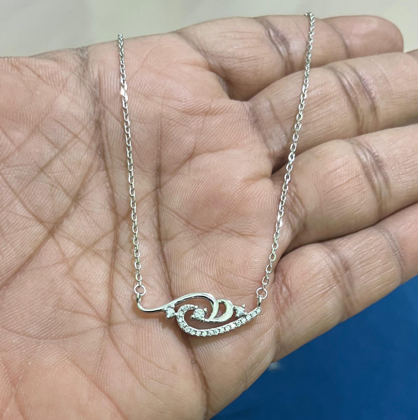 Pure 925 Sterling Silver Pendant Set with Sparkling Gemstone - Elegant Jewelry for Women. Silvergift.in