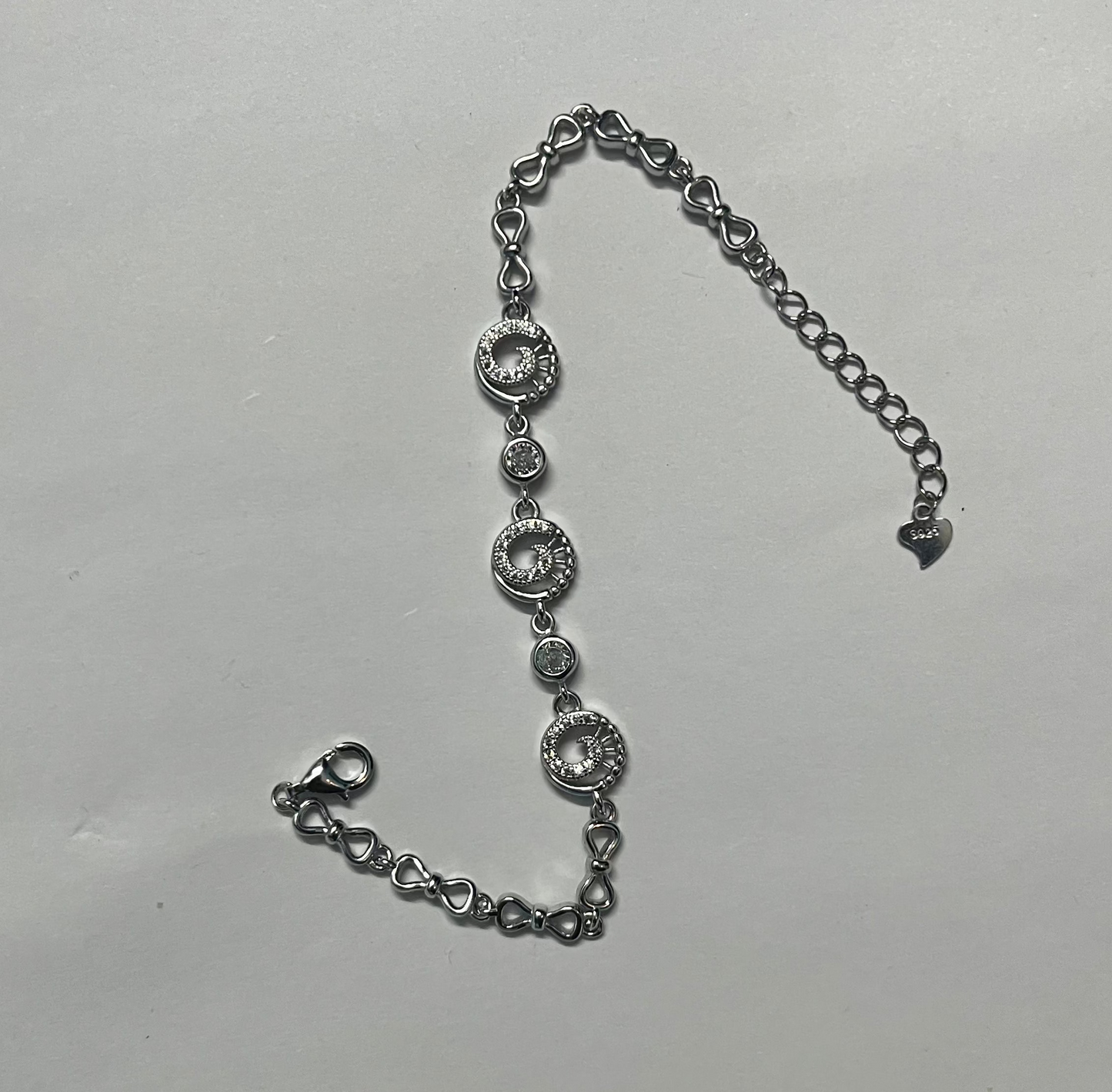 Trendy Spiral Party Wear Bracelet – Stunning Silver Designer Jewelry for Women & Girls. Silvergift.in