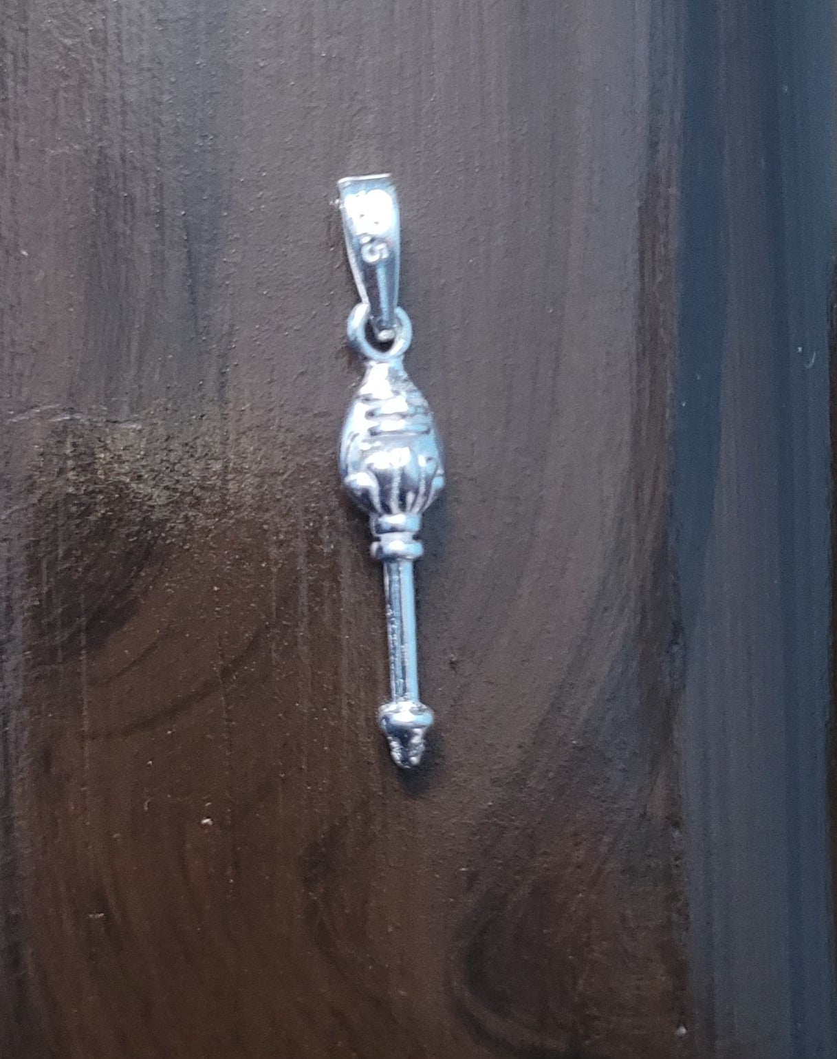 Pure Silver Murugan Vel Pendant | 925 Sterling Silver Lord Murugar Spear Jewelry and Divine Protection for Men & Women. Silvergift.in