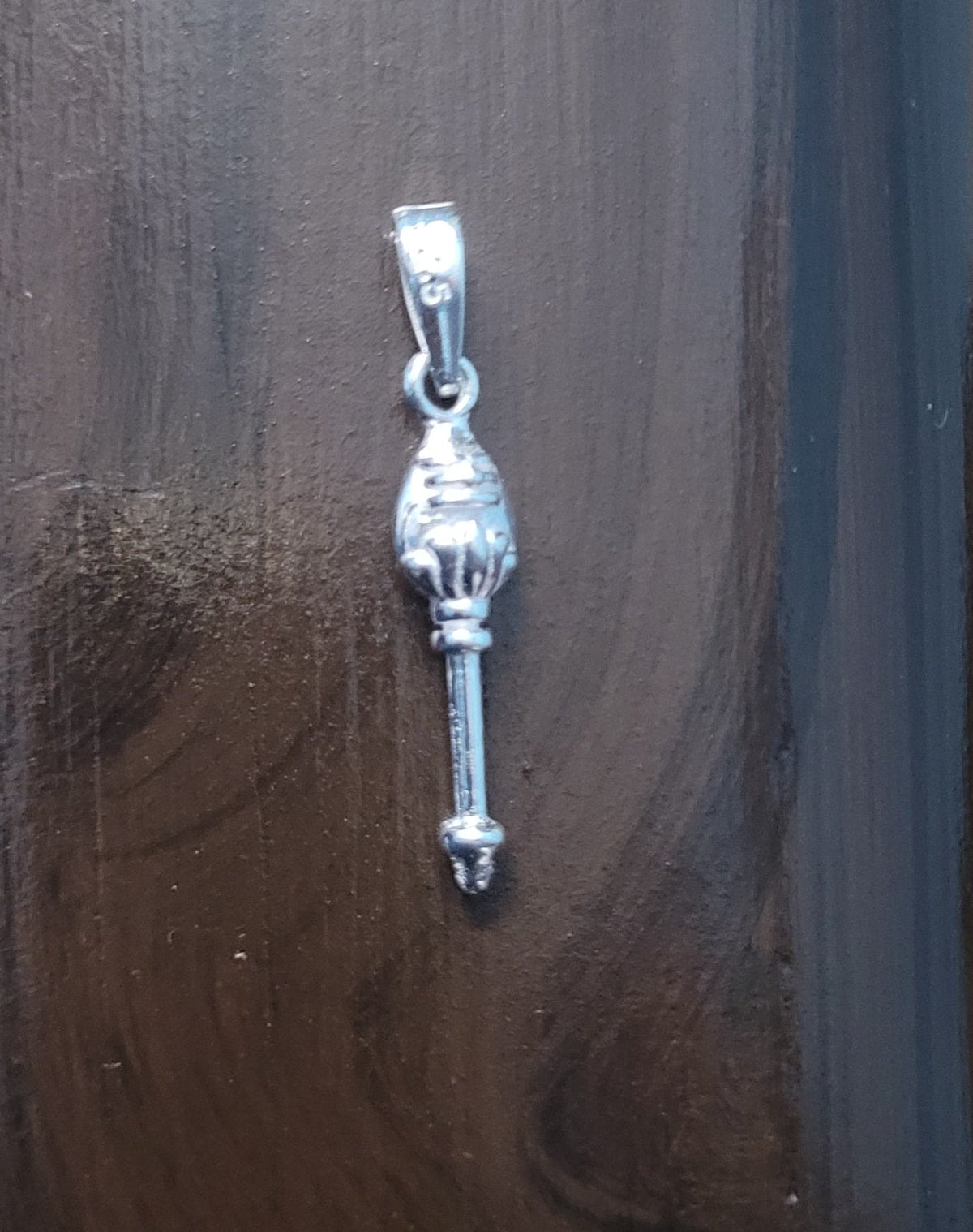 Pure Silver Murugan Vel Pendant | 925 Sterling Silver Lord Murugar Spear Jewelry and Divine Protection for Men & Women. Silvergift.in