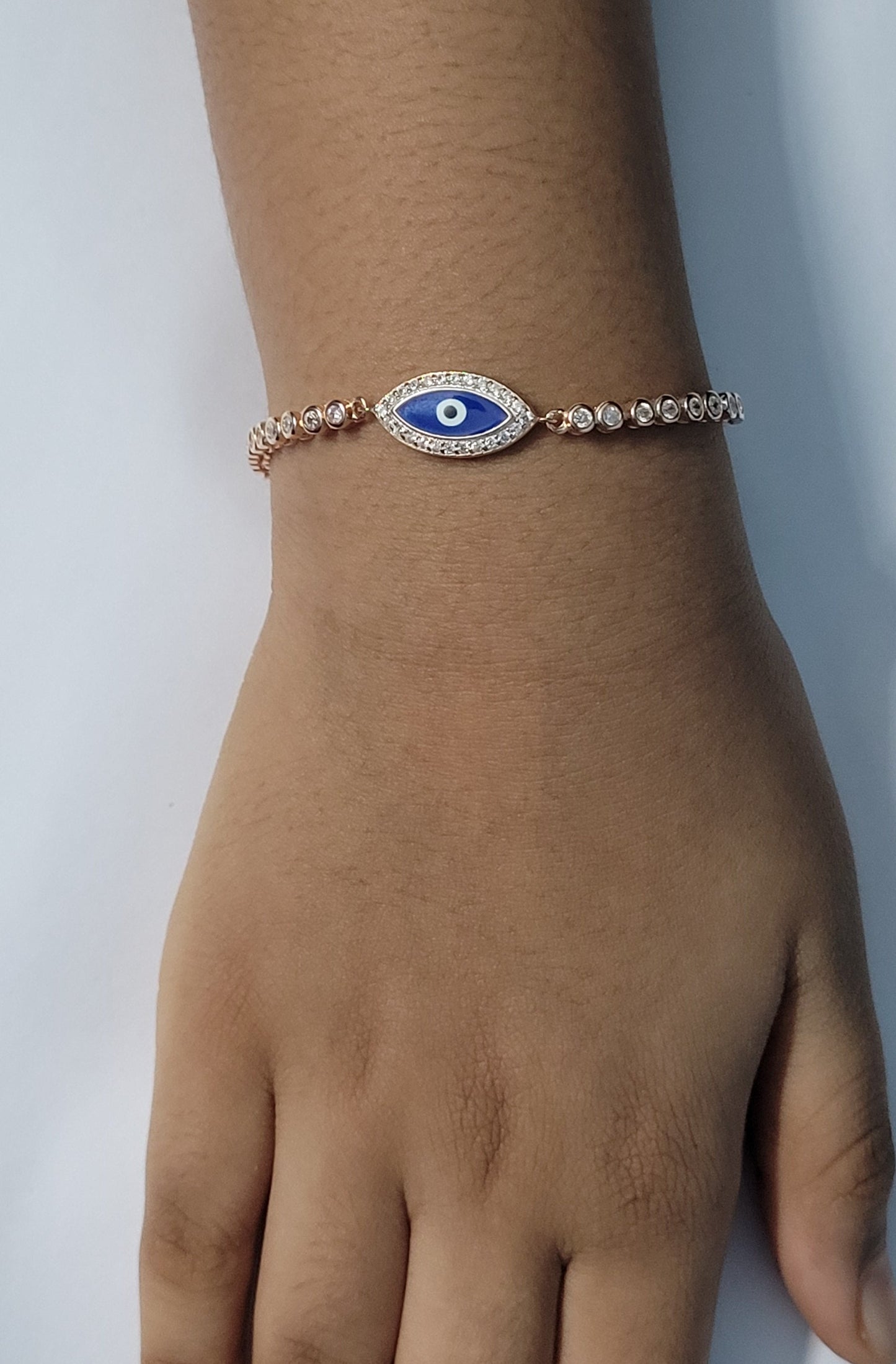 Elegant Evil Eye Stone Bracelet for Women – Blue Protection Charm, Adjustable Designer Jewelry, Trendy Good Luck Gift. Silvergift.in