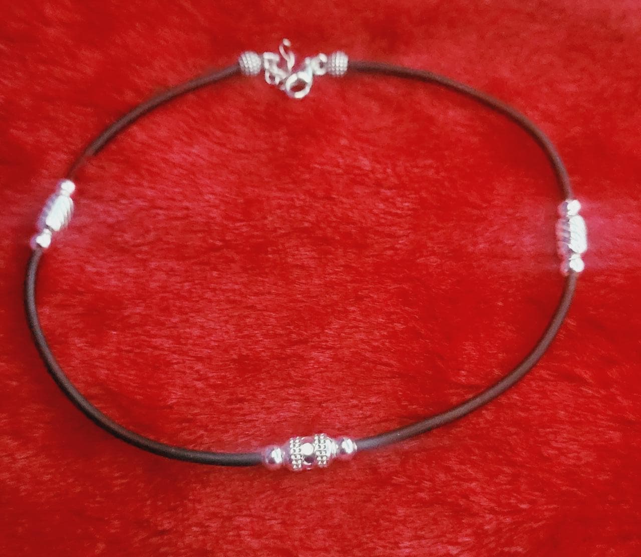 Trendy Silver Anklet with Black Cord – Trendy Fashion Jewelry for Women Silvergift.in