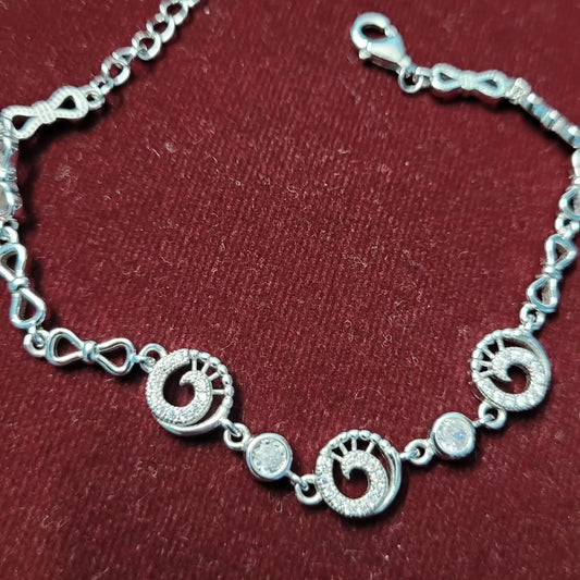 Trendy Spiral Party Wear Bracelet – Stunning Silver Designer Jewelry for Women & Girls. Silvergift.in