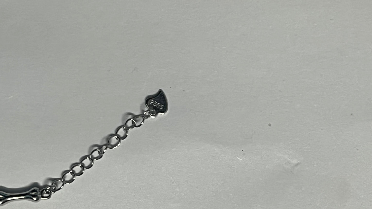 Elegant White Stone Silver Bracelet – Classy Designer Women’s Jewelry for Special Occasions. Silvergift.in