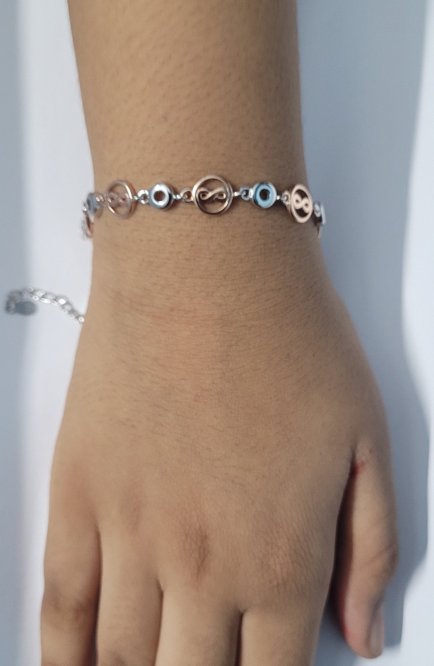 Dual Tone Infinity Bracelet in Silver & Rose Gold for Women – Stylish Adjustable Designer Jewelry Gift, Trendy Fashion Accessory. Silvergift.in