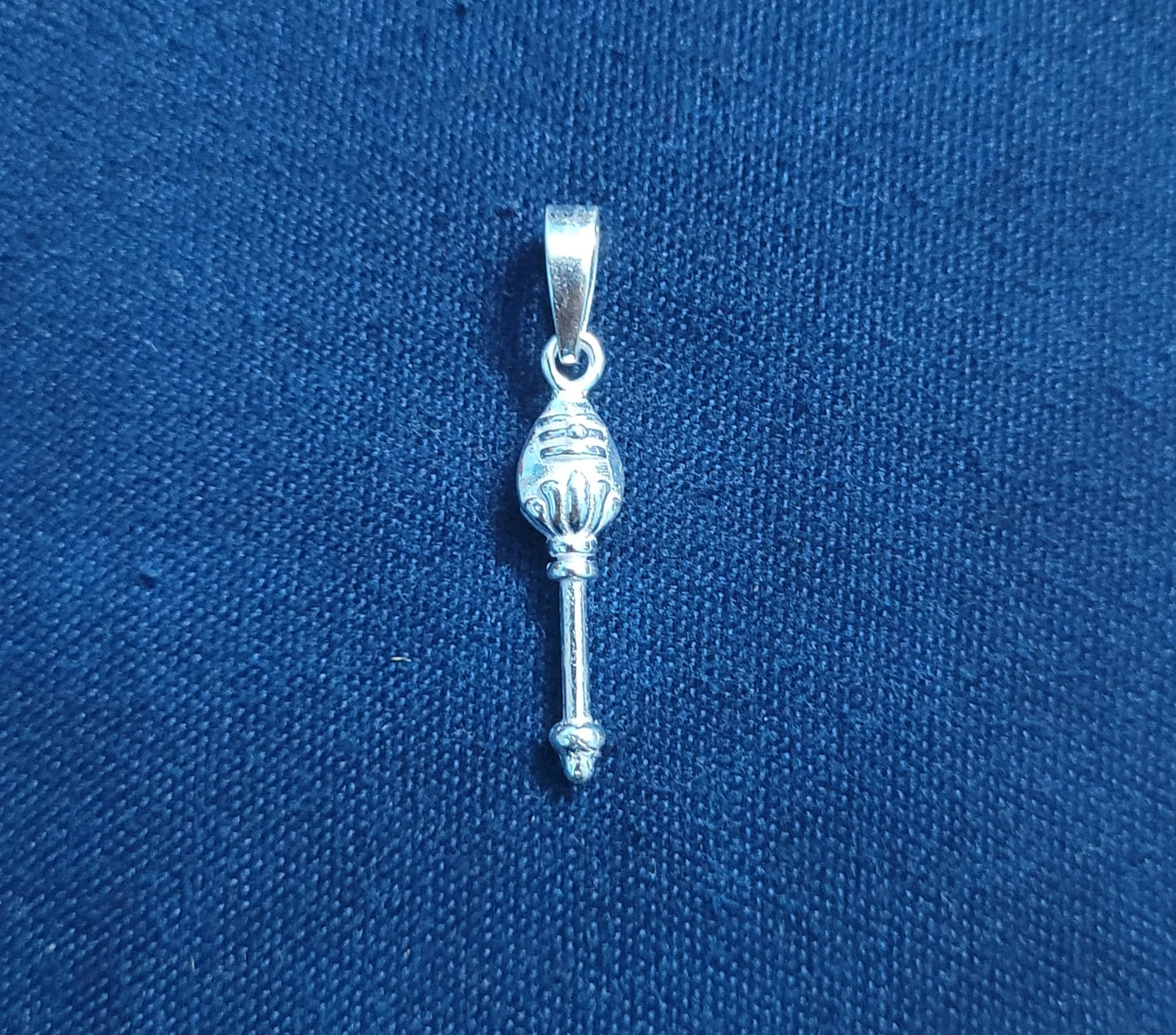 Pure Silver Murugan Vel Pendant | 925 Sterling Silver Lord Murugar Spear Jewelry and Divine Protection for Men & Women. Silvergift.in