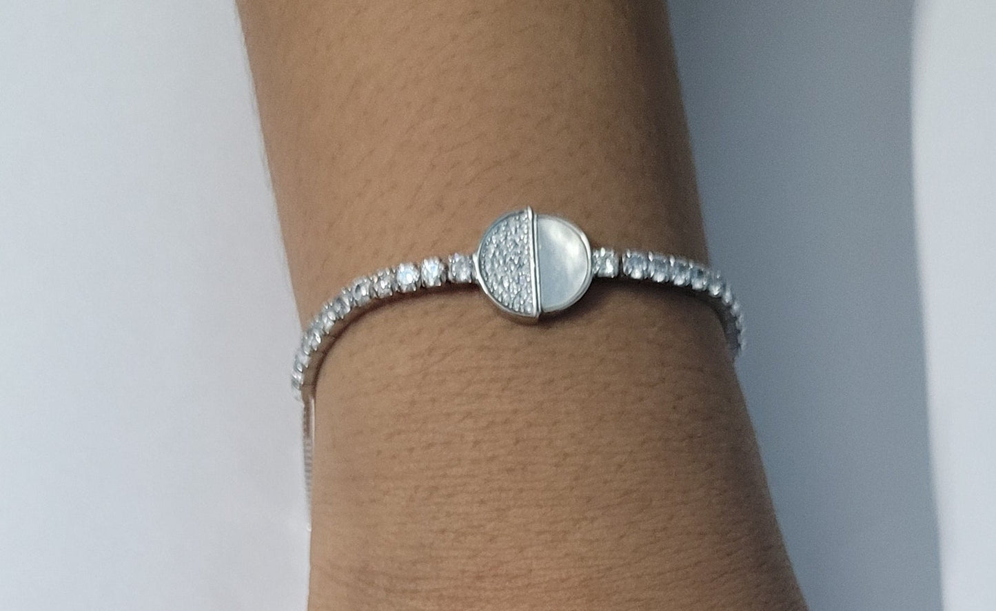 Classic White Stone Adjustable Pure Silver Bracelet – Elegant Handmade Designer Jewelry for Women. Silvergift.in